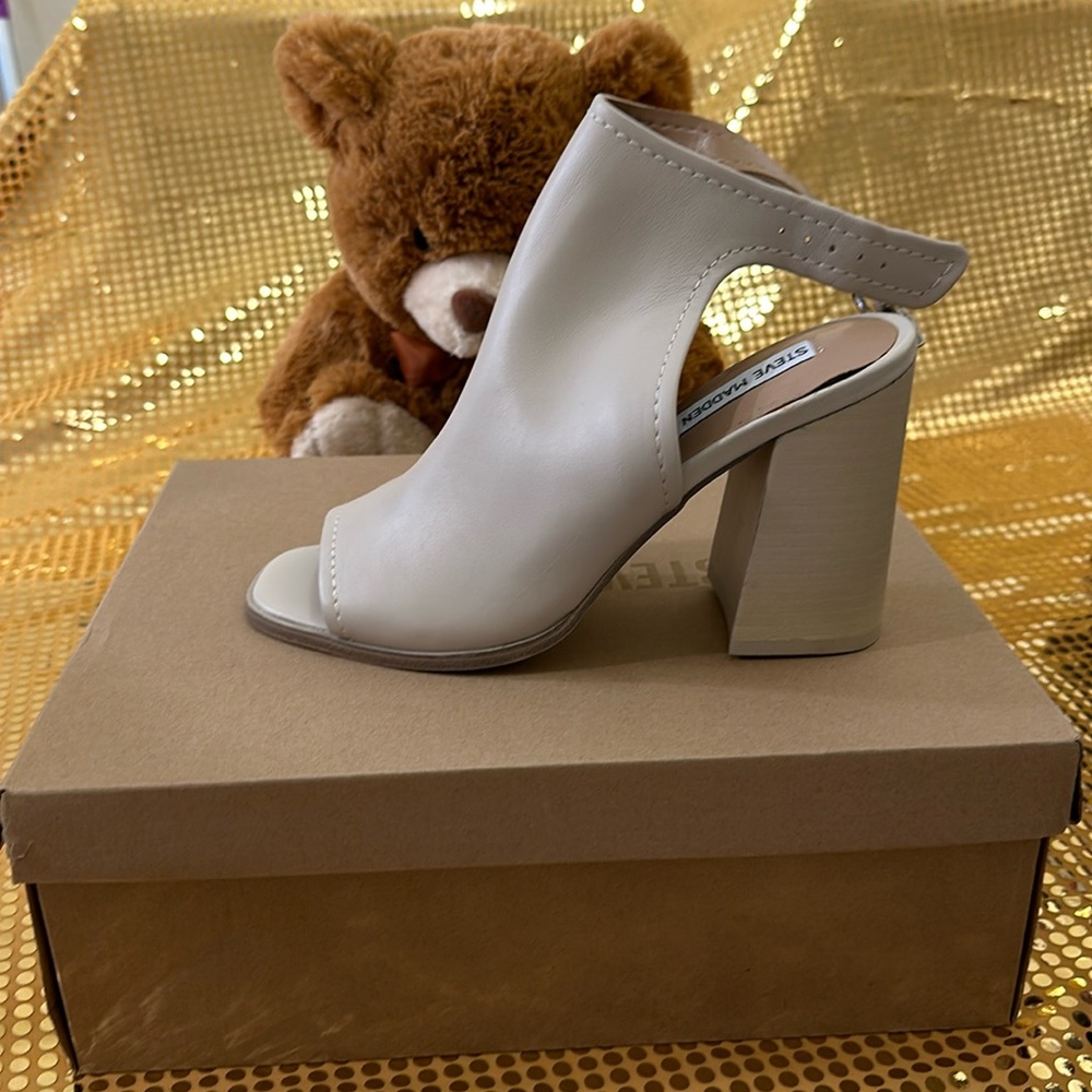 Steve Madden platform shoes